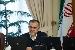 صرافی برادر رئیس‌جمهور مجوز تاسیس و فعالیت ندارد!/ آیا سیف بر صرافی حسین فریدون نظارت دارد