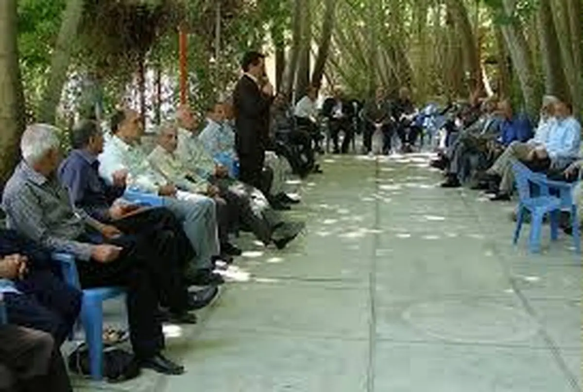 تامین اجتماعی در ارائه خدمات رفاهی به بازنشستگان موفق نبوده است/ اعظم خدمات به نام کارگران و به کام مدیران است
