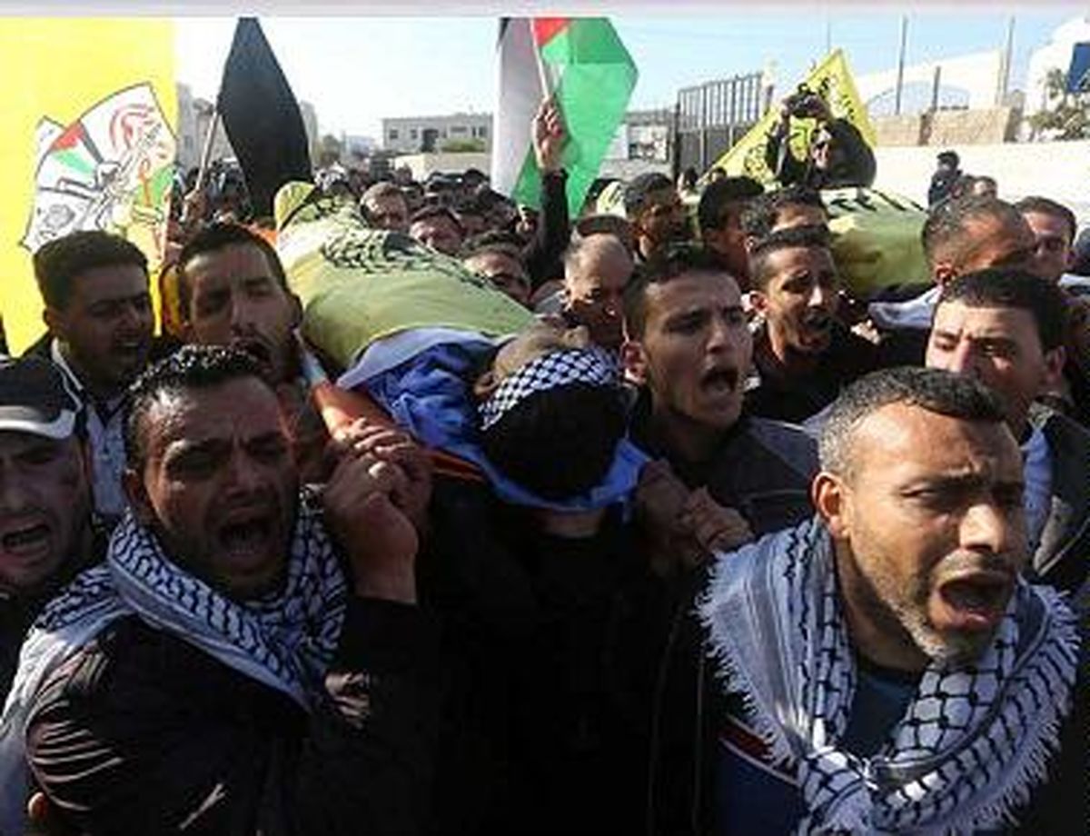 ۱۲ فلسطینی در اردوگاه قلندیا کشته و زخمی شدند