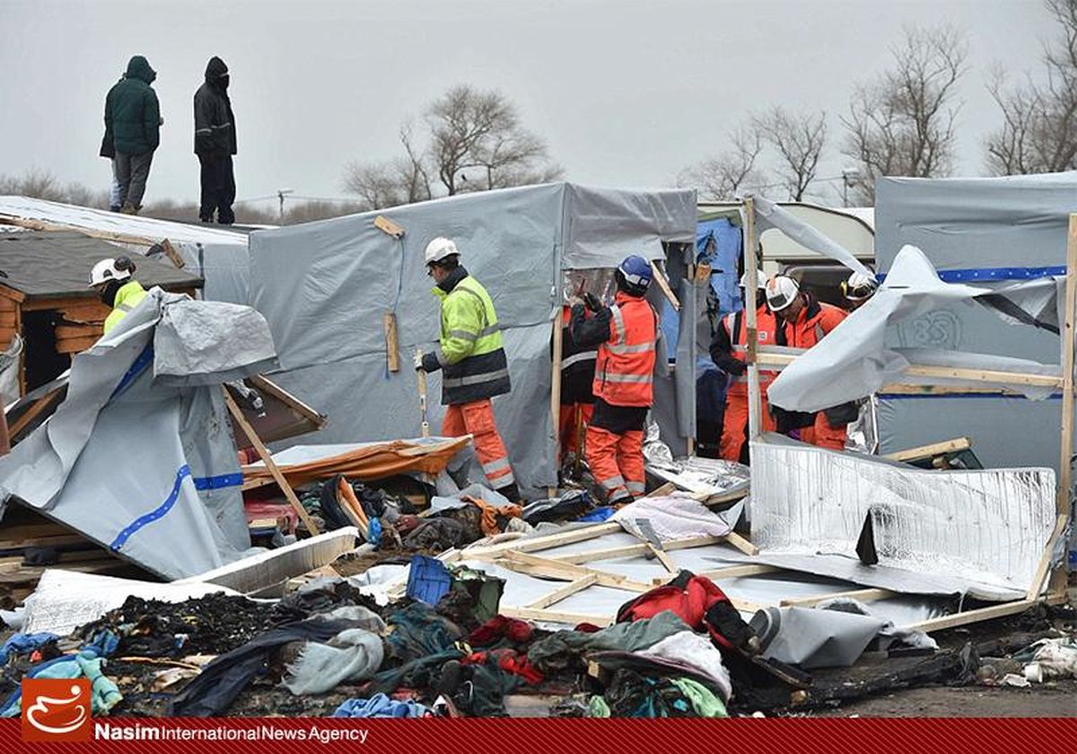 حمله پلیس فرانسه به پناهجویانی که خواهان توقف تخریب کمپ "کاله" هستند