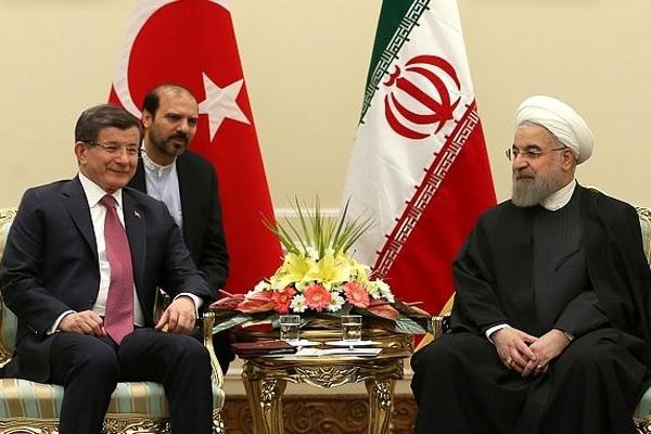 همکاری ایران و ترکیه پایه‌های ثبات در منطقه را مستحکم می‌کند