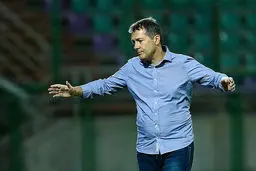 اسکوچیچ: داور بی‌دلیل زمان مسابقه را کش داد تا تراکتور به گل سوم برسد