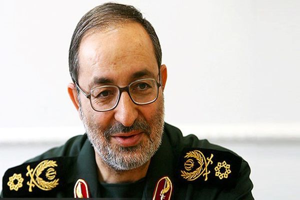 سردار جزایری از پژوهشگاه علوم و معارف دفاع مقدس بازدید کرد
