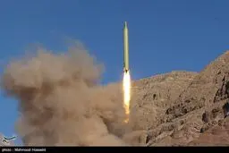 شلیک موشک بالستیک قدرH از ارتفاعات البرز