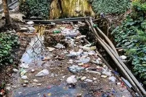 خانه تکانی شهرمان