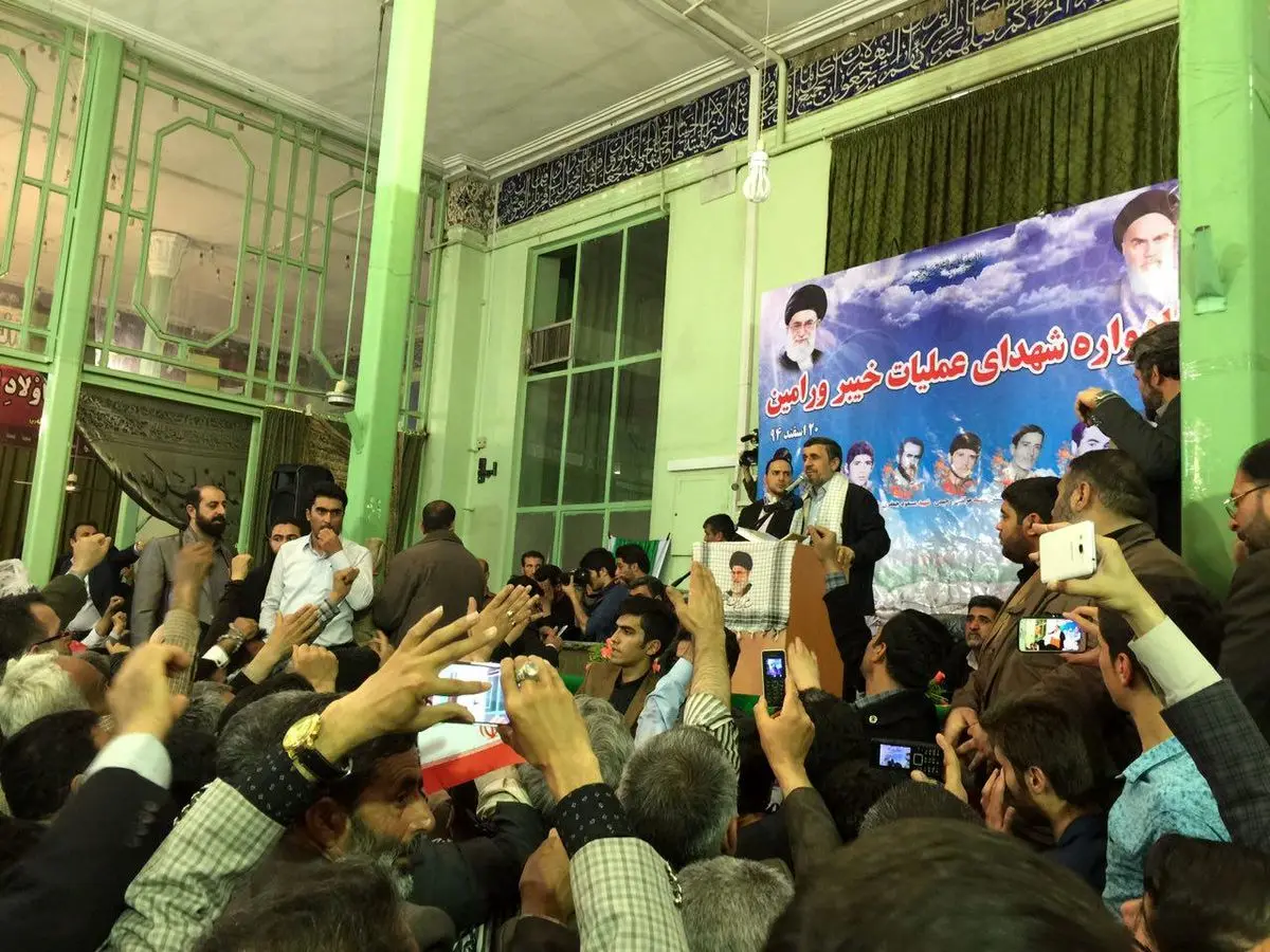 مسئولین به وعده "برداشتن تحریم‌ها" عمل کنند/ انقلاب یعنی اینکه ما در فقر نباشیم