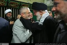 زهرا به ما آموخته پای ولایت/ از آبروی خود گذشتیم، آن حساب است