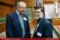 عزیز محمدی و آجورلو: کفاشیان بیاید کناره‌گیری می‌کنیم