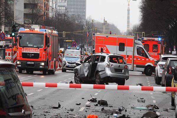 انفجار بمب در برلین جان یک نفر را گرفت