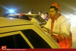 هلال احمر درخط مقدم کمک به مردم گرفتار در برف و کولاک شتافت
