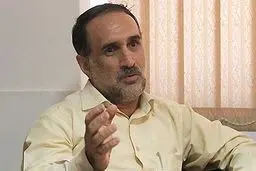 دولت اقدام عملی‌تر و ملموس‌تری درباره اقتصاد مقاومتی صورت دهد