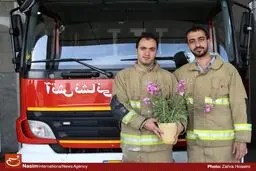 خدمت به همنوع تعطیلی ندارد