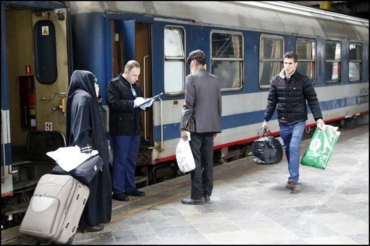 ۳۰۰ هزار نفر از مسافران شبکه ریلی کشور آب رفت