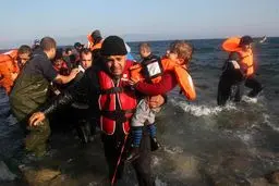 ادامه ورود پناهجویان به یونان بعد از توافق ترکیه و اتحادیه اروپا