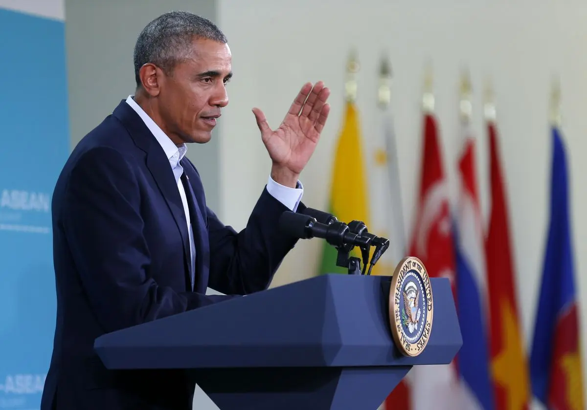 اوباما: منابع مالی داعش را قطع می کنیم/ آمریکا قربانی تروریسم است!