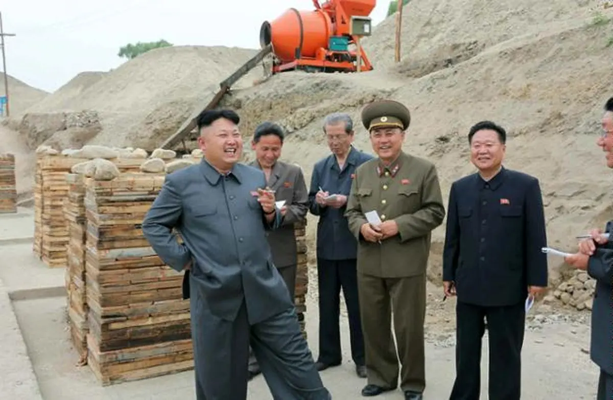 نظارت رهبر کره شمالی بر آزمایش یک سلاح ضد هوایی جدید