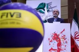 وزیر ورزش و جوانان از اردوی تیم ملی والیبال بازدید کرد