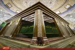 نصب شبکه های ضریح جدید حرم حضرت ابالفضل العباس(ع)