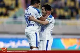 دیدار تیم های استقلال تهران و استقلال خوزستان