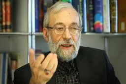 دیدگاه هاشمی از انقلاب و انقلابی بودن، دیدگاه غلطی است/ نمونه افرادی مانند هاشمی که ریل عوض کردند، منتظری بود