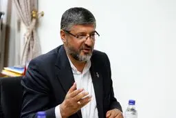 پولادگر: آقایان زمان درو محصول رسیده، کمک نکنید هرچه کاشته‌ایم هدر خواهد رفت