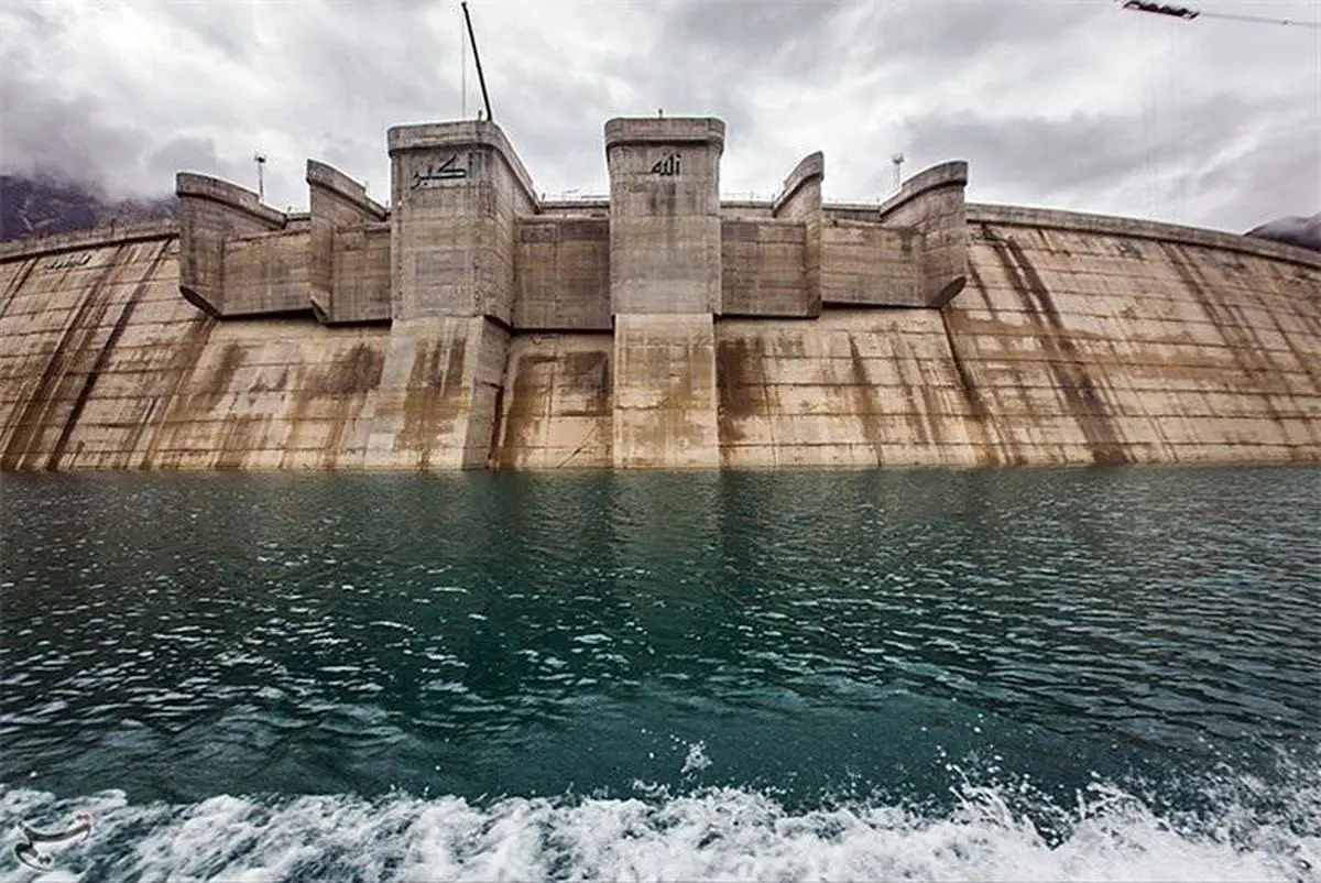 برداشت آب از سدهای کشور ۳۲ درصد افزایش یافت