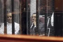 آغاز محاکمه مبارک در پرونده قتل انقلابیون