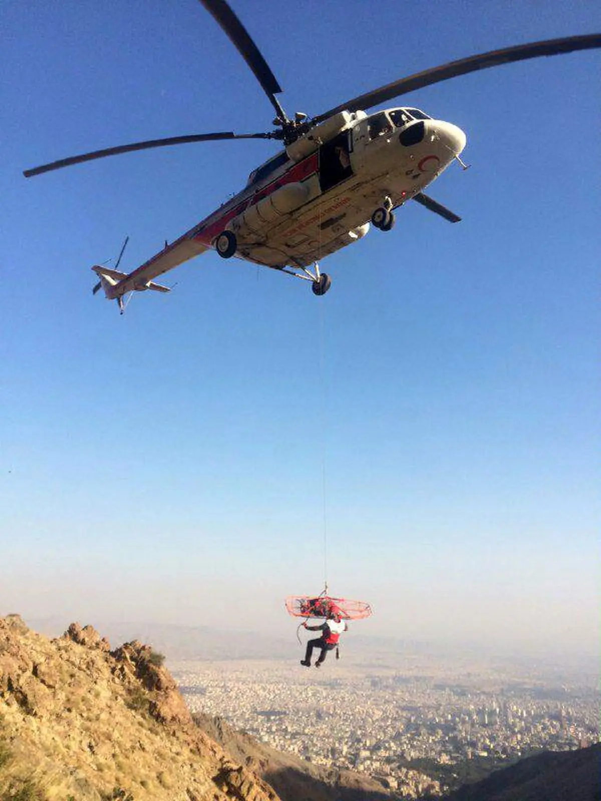 امدادرسانی به ۱۵۷ تن و نجات ۶۶ تن طی ۲۴ ساعت گذشته