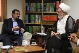 دبیر مجمع تشخیص مصلحت نظام صبح امروز با آیت‌ الله سبحانی دیدار کرد