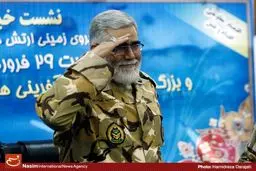 نشست خبری فرمانده نیروی زمینی ارتش