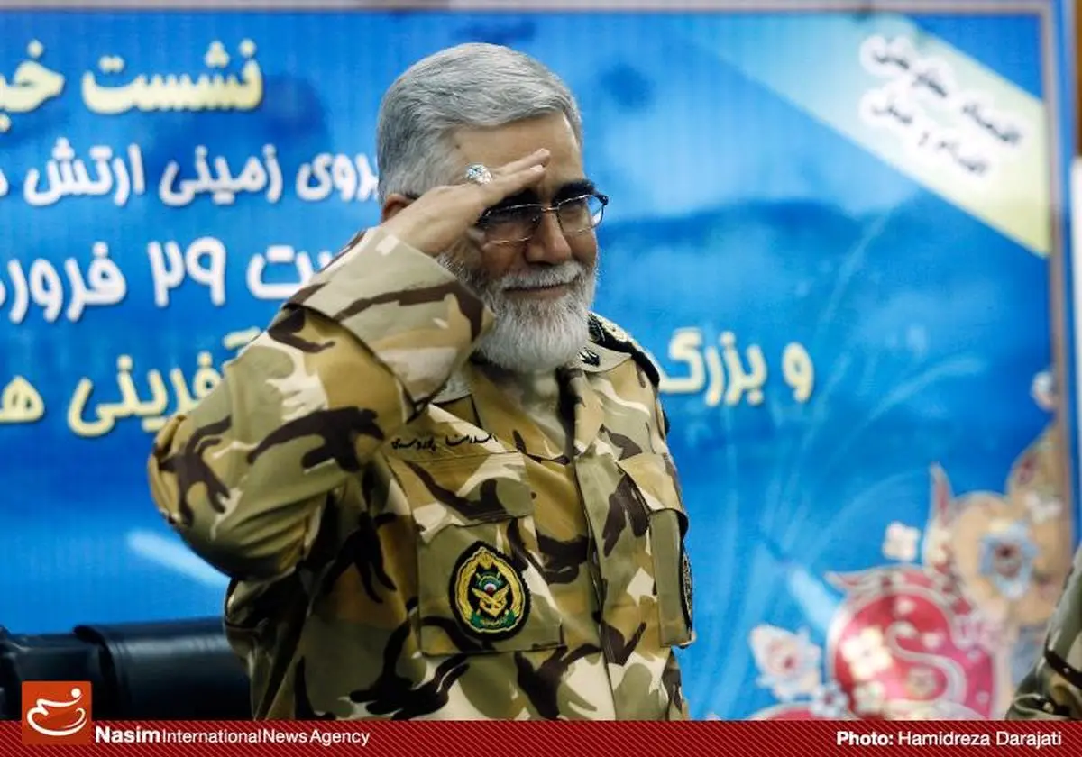 نشست خبری فرمانده نیروی زمینی ارتش
