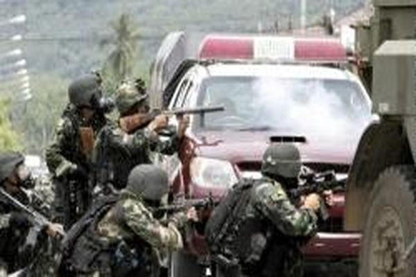 کشته و زخمی شدن ۶۰ نظامی فیلیپین در درگیری با عناصر مسلح