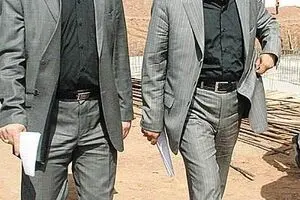 آخوندی به دلایل سیاسی مسکن مهر را تکمیل نمی‌کند/ قائم‌مقام وی گذشته خود را در دولت قبل فراموش کرده است