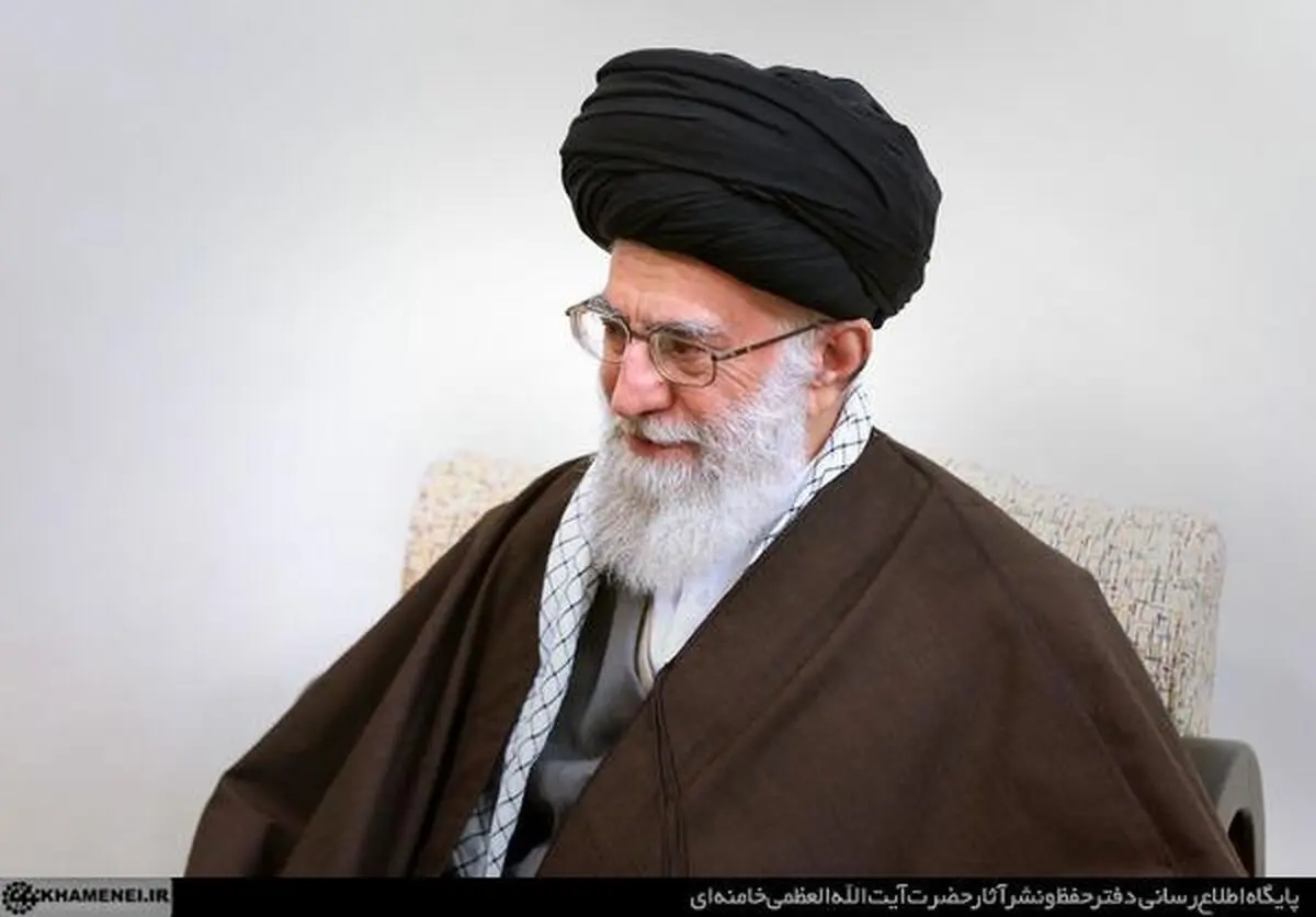 رهبر انقلاب ۲۰۰ میلیون ریال به حساب ۱۰۰ امام جهت کمک به مسکن محرومین اهدا کردند