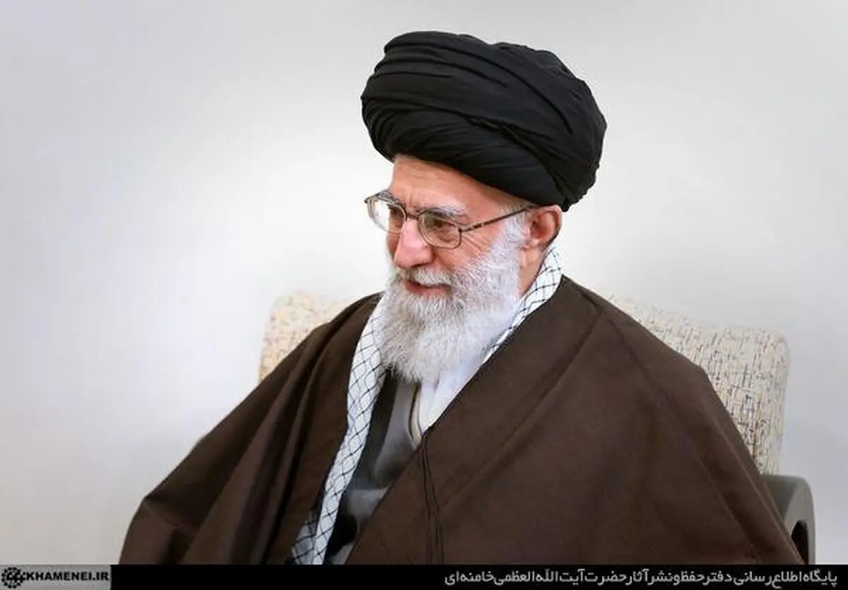 رهبر انقلاب ۲۰۰ میلیون ریال به حساب ۱۰۰ امام جهت کمک به مسکن محرومین اهدا کردند