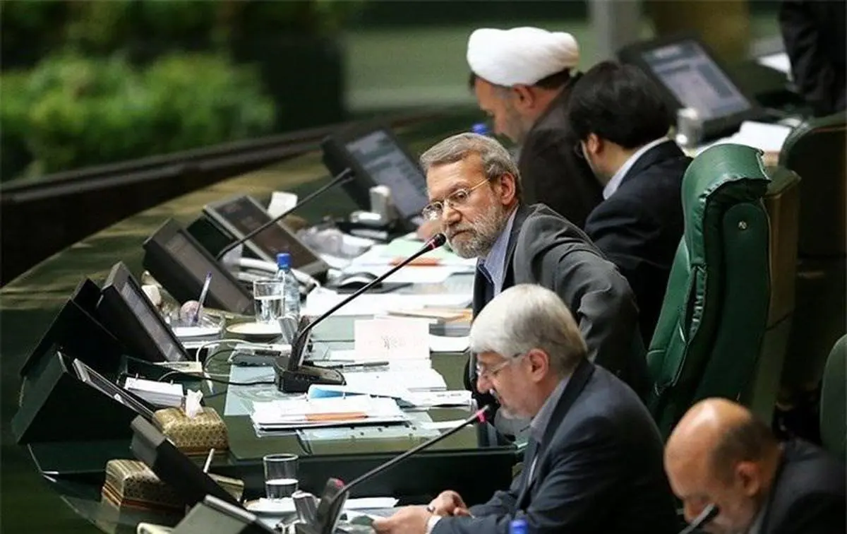 آقای لاریجانی منتخبان مجلس دهم را در تهران اسکان داده/ این هزینه‌ها متعلق به بیت‌المال است