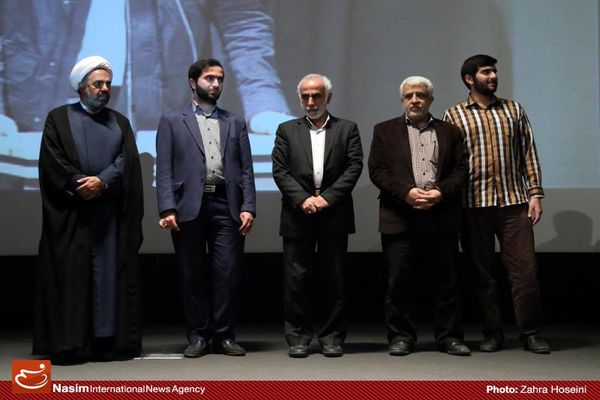 اکران خصوصی فیلم ایستاده در غبار در دانشگاه شهید بهشتی