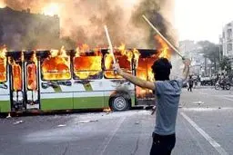 امام(ره) برای کسانی که قانون را به سخره می‌گرفتند فرش قرمز پهن نمی‌کرد