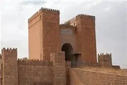 داعش دروازه تاریخی نینوا در نزدیکی موصل را تخریب کرد