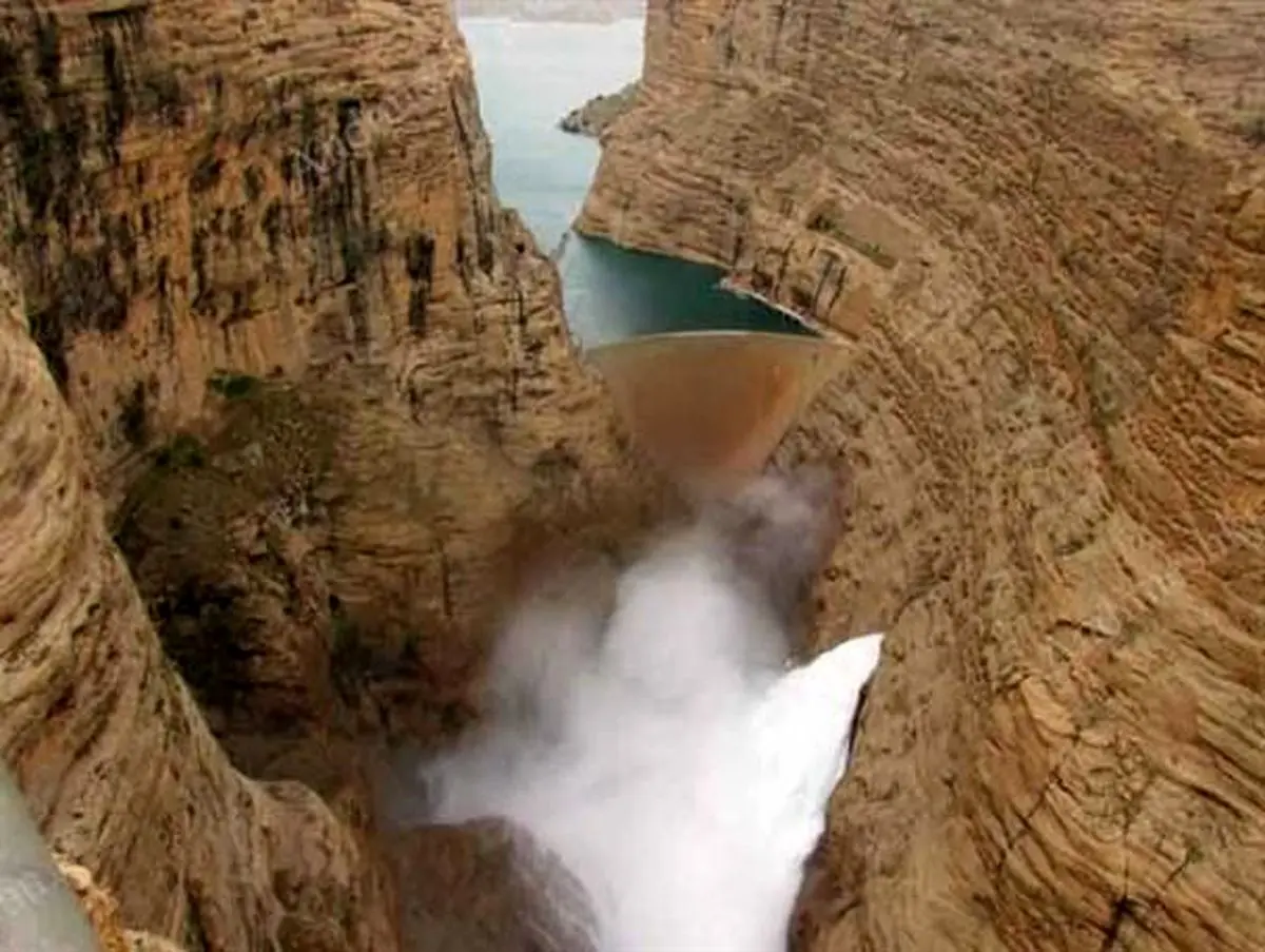 تکمیل مخازن آب سد دز/ آمادگی نیروهای امدادی هلال احمر اندیمشک برای مقابله با حوادث