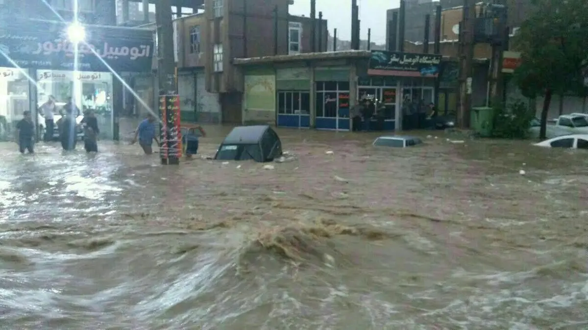 دبیرکل جمعیت هلال احمر عازم مناطق سیل زده می‌شود