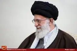 نه دشمن را دست کم می‌گیریم نه خودمان را