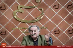 نقدی به سخنان سیف نیست/ رئیس کل نمی‌توانست دروغ بگوید/ دولت روحانی با مردم شفاف نیست