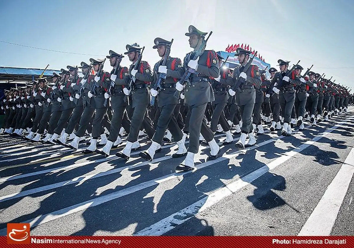 رژه گرامیداشت روز ارتش