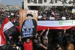 محاصره‌ چهار وزارتخانه عراق توسط هواداران 