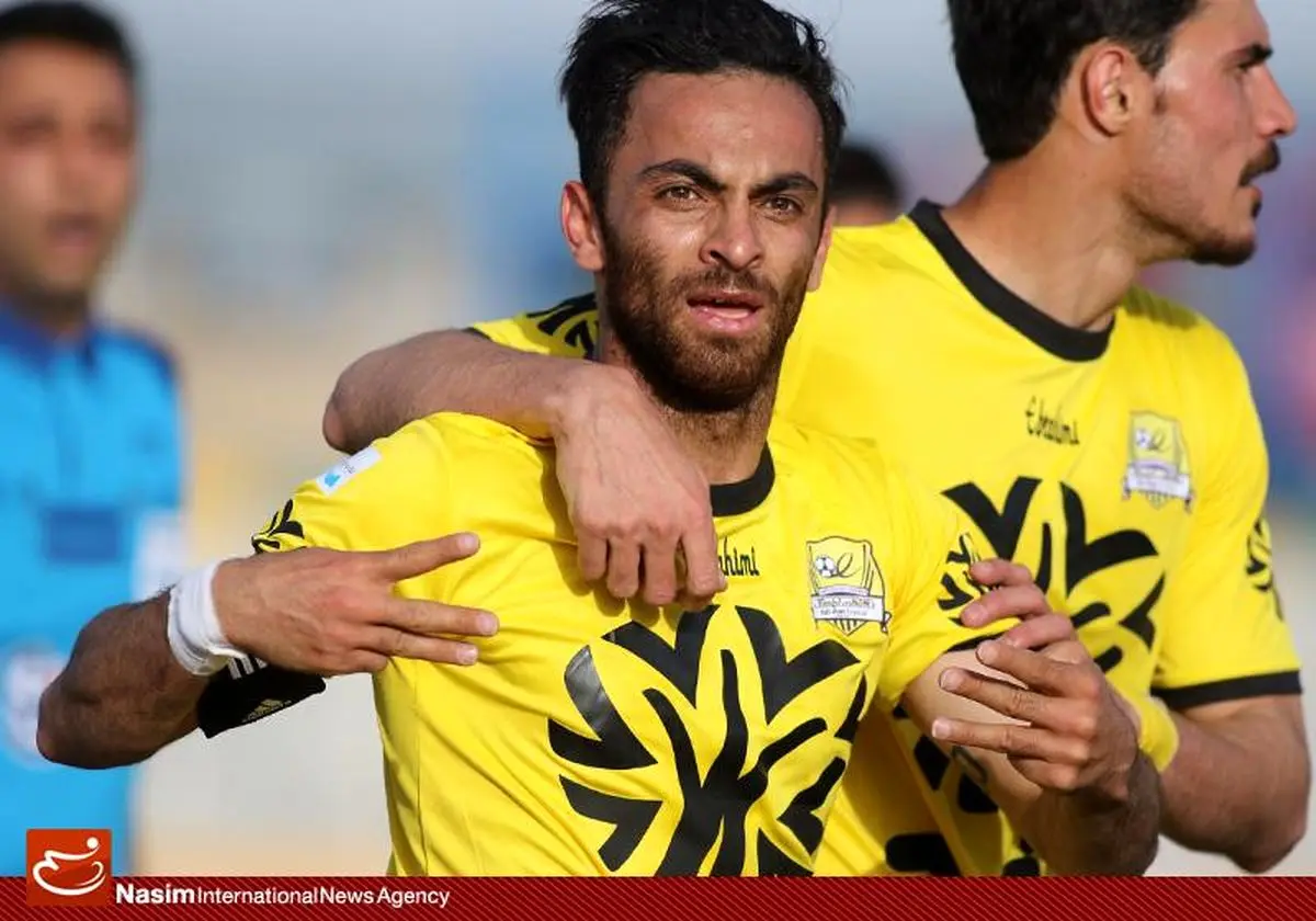 دیدار تیم های راه آهن و پدیده