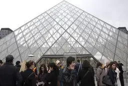 لوور همکاری خوبی با ایران آغاز کرده‌است