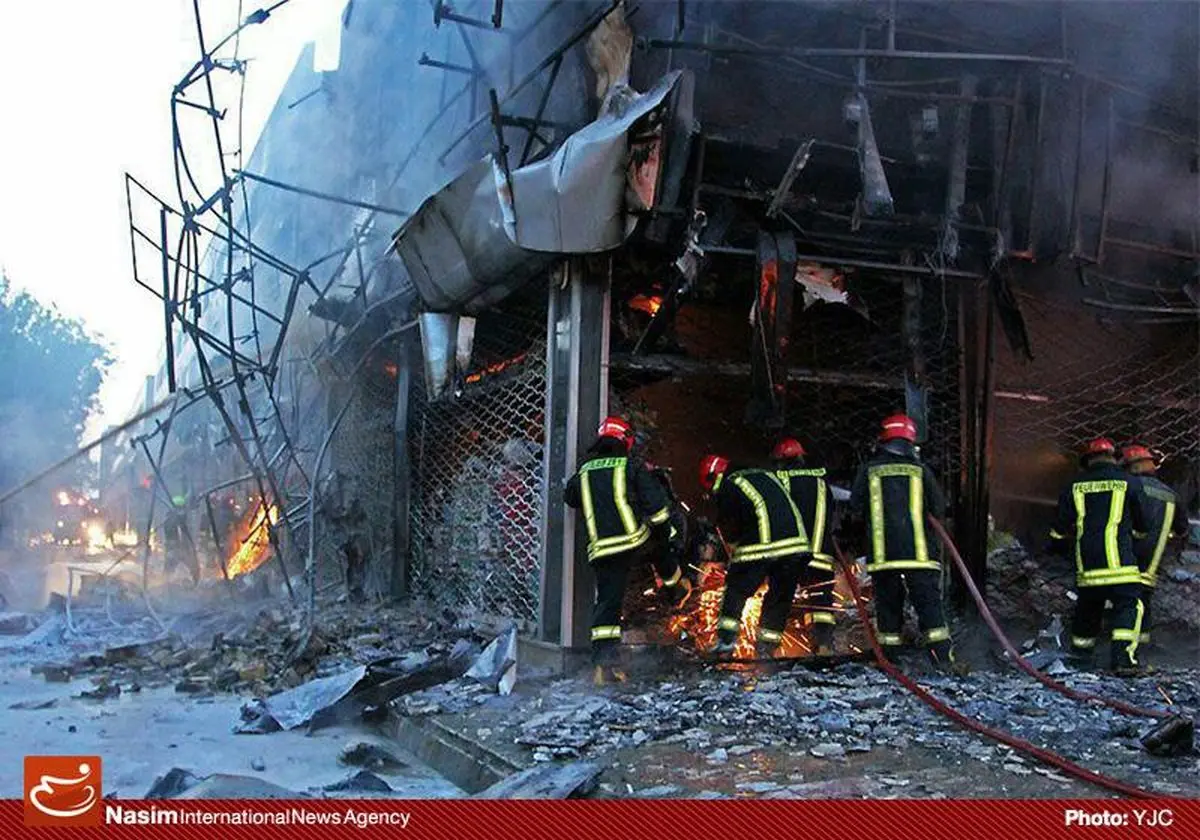 آتش‌سوزی مهیب در مجتمع تجاری برجیس مشهد