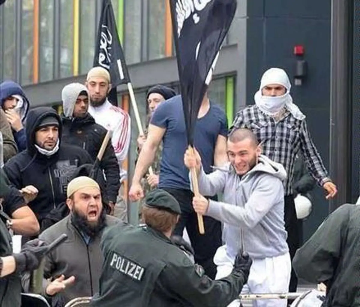 برنامه ریزی داعش برای حمله به اروپا در تابستان