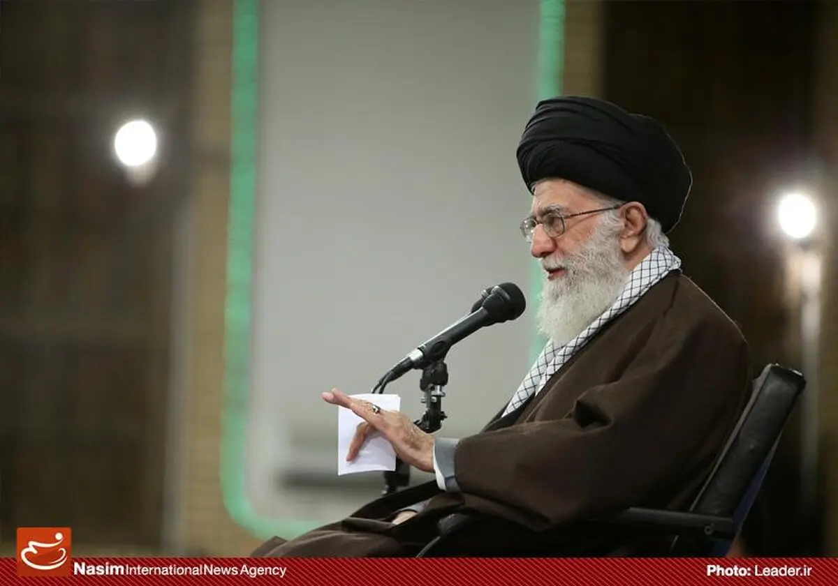 سبک زندگی غربی، نخبگان را مقابل استکبار تسلیم‌پذیر می‌کند